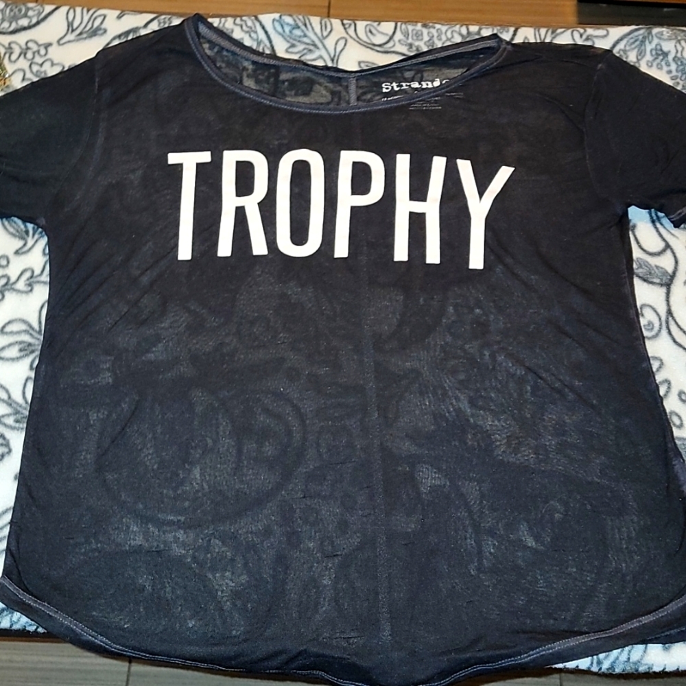 LOGO TEE